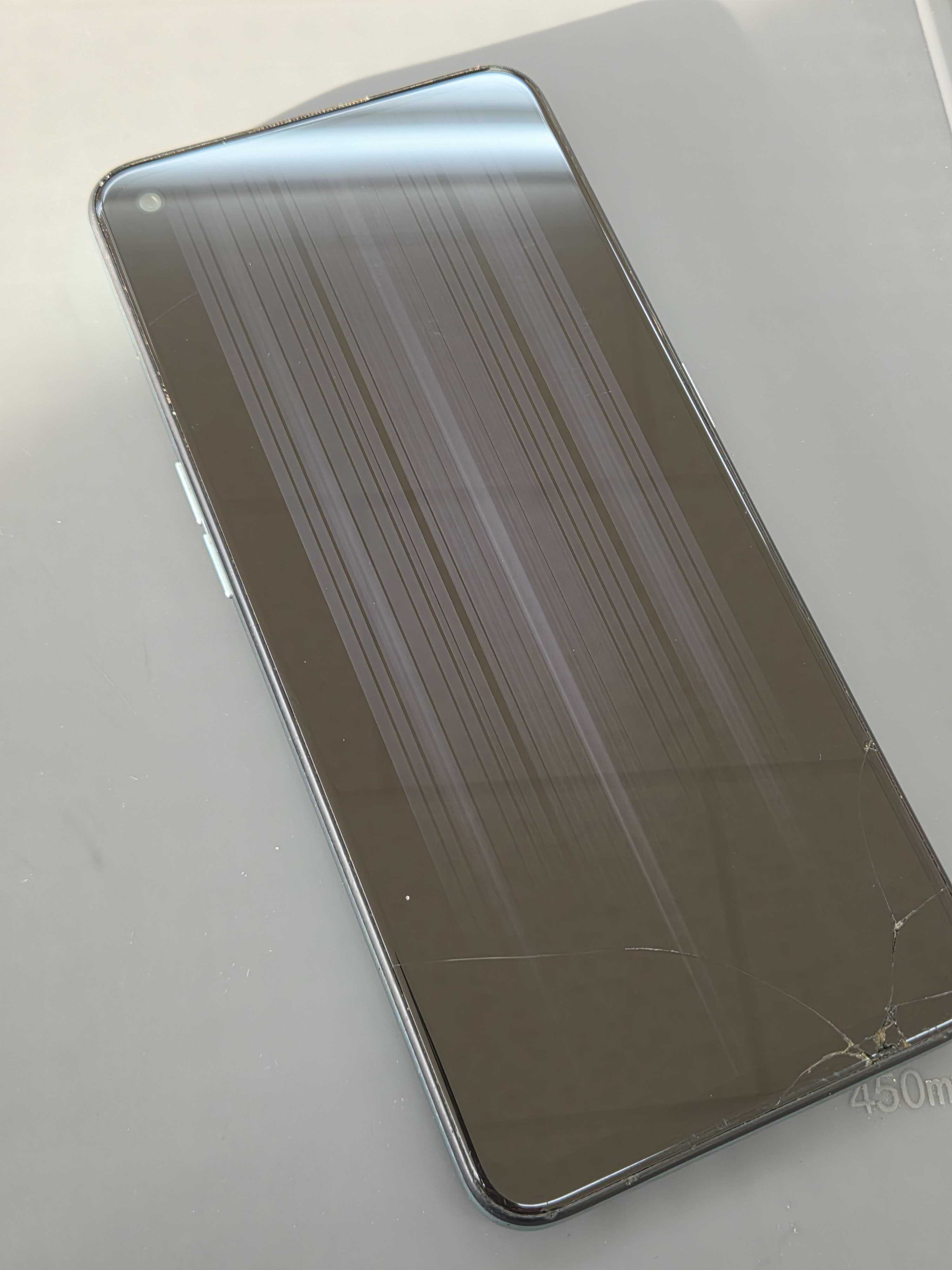 豊川市でOPPO A55sの液晶不良・画面割れ修理ならまちスマ豊川店へ